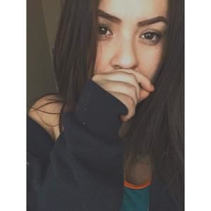 Meet your Posher, Desiree